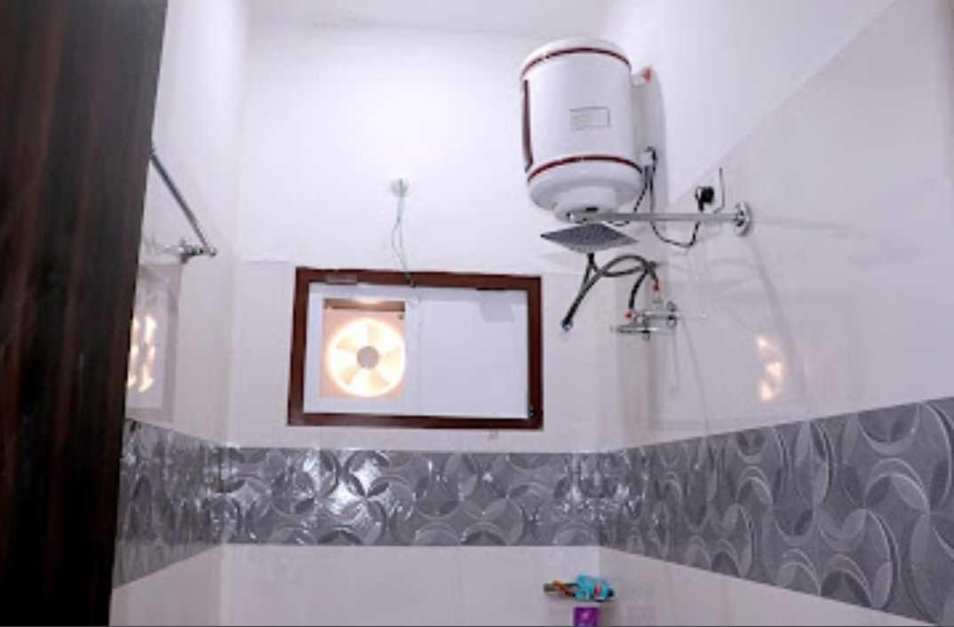 Oyo Palace Hotel Rohtak Esterno foto